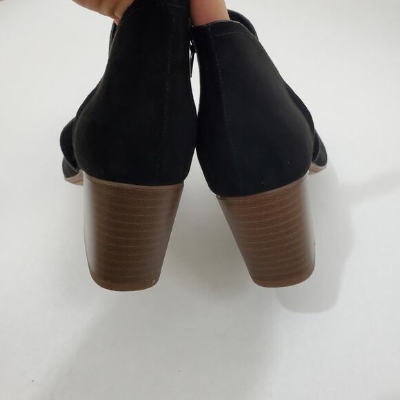 Fergalicious | Volume Open Side Heeled Booties - Picture 6 of 10